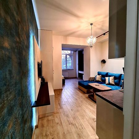 Deluxe Apartment In City Center Yerevan Luaran gambar