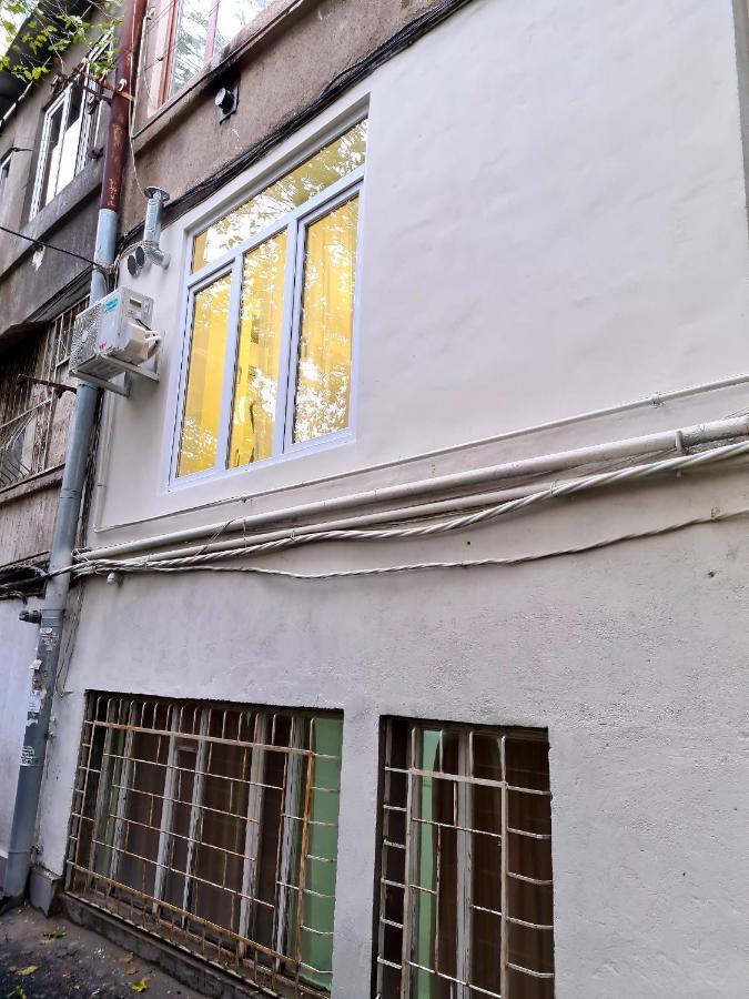 Deluxe Apartment In City Center Yerevan Luaran gambar