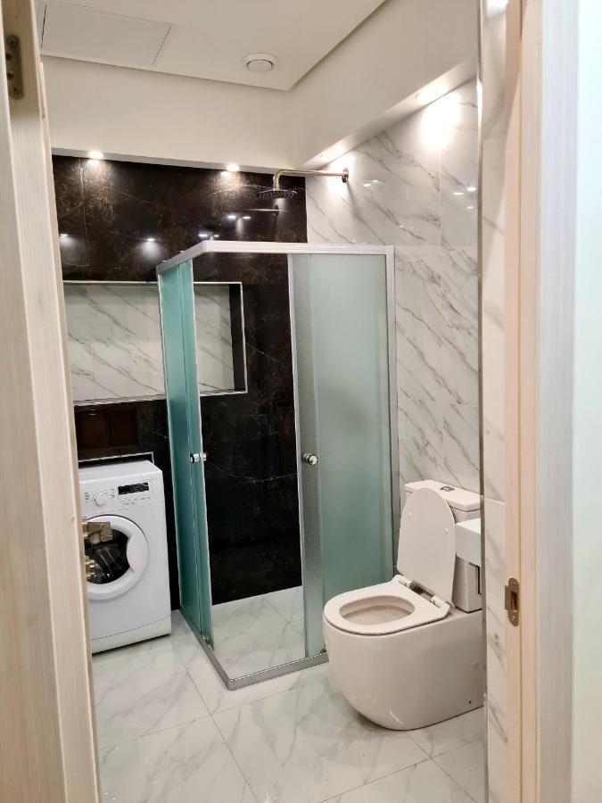 Deluxe Apartment In City Center Yerevan Luaran gambar